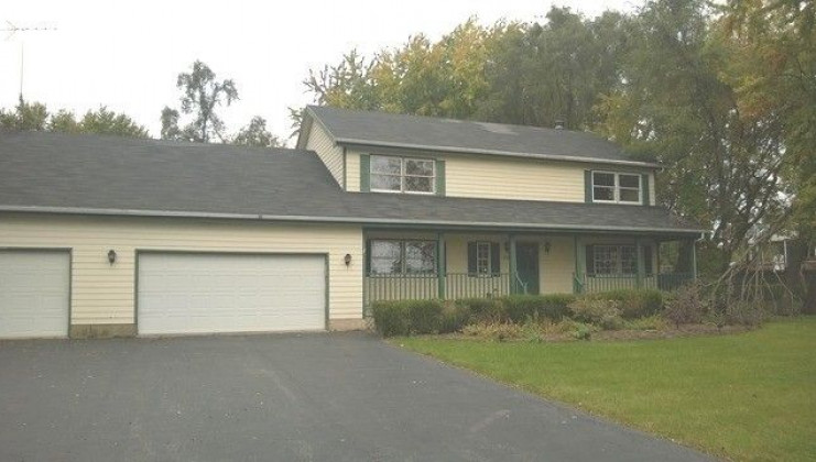 638 meadow lane, winthrop harbor, il 60096