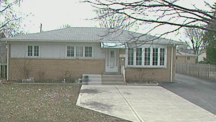 1307 s busse rd, mount prospect, il 60056