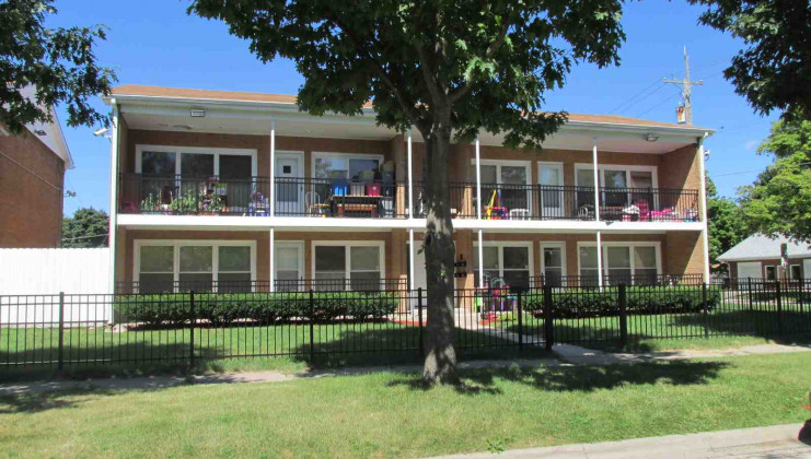 2900 elizabeth ave, zion, il 60099