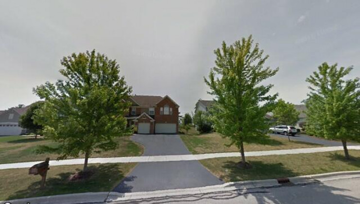 2624 mcduffee cr., north aurora, il 60542
