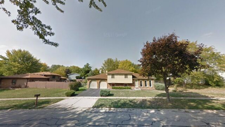 556 renee dr, south elgin, il 60177