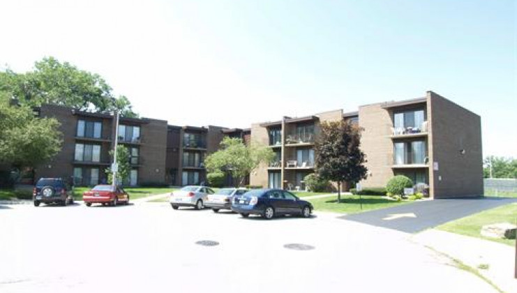 12820 s kenneth ave unit h-2, alsip, il 60803