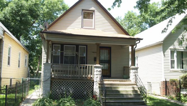10524 s lafayette ave, chicago, il 60628
