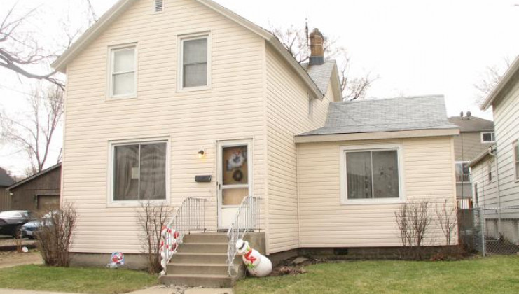 7507 w douglas ave, summit, il 60501