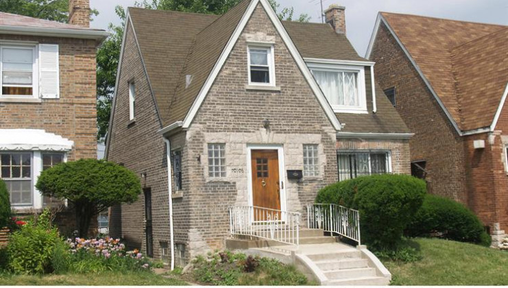 10106 s emerald ave, chicago, il 60628
