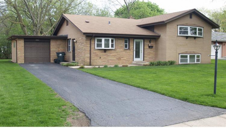 2748 linneman st, glenview, il 60025