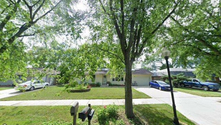 1820 lily st, aurora, il 60505