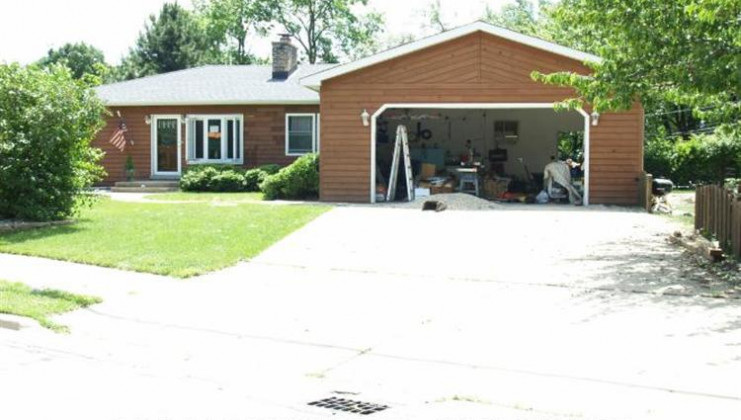 305 w kirchoff rd, arlington heights, il 60005