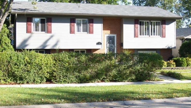 1581 walnut ave, hanover park, il 60133