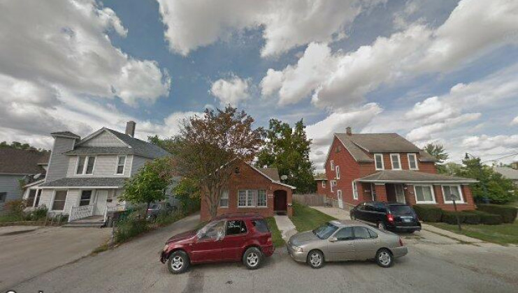1121 ridgewood avenue, joliet, il 60432