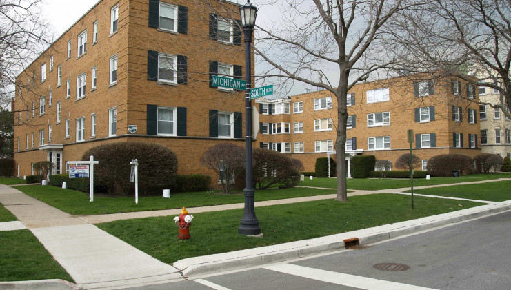 530 michigan ave unit 2e, evanston, il 60202
