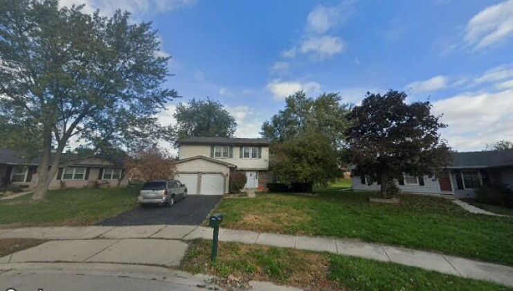 1515 sycamore ln, aurora, il 60504