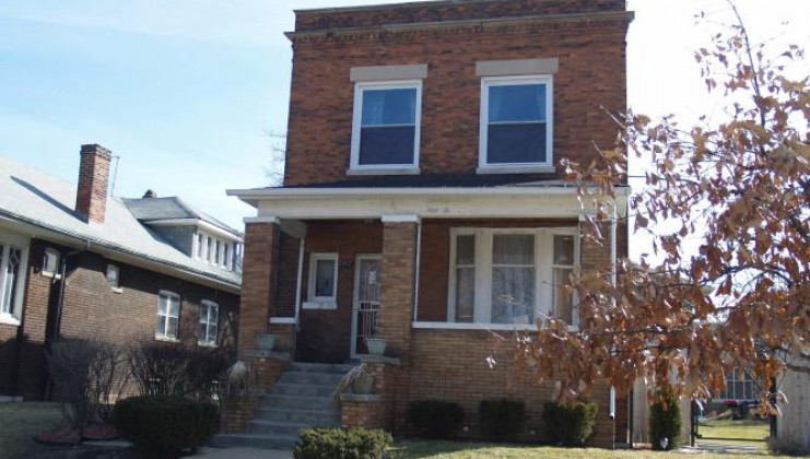 7317 s paxton ave, chicago, il 60649
