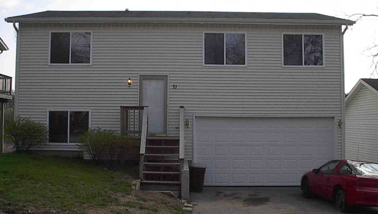 71 hickory ave, fox lake, il 60020