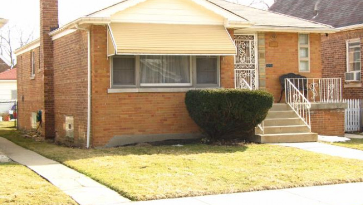 8925 s carpenter st, chicago, il 60620