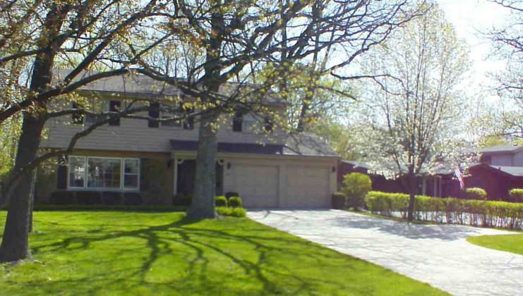 1443 stratford rd, deerfield, il 60015