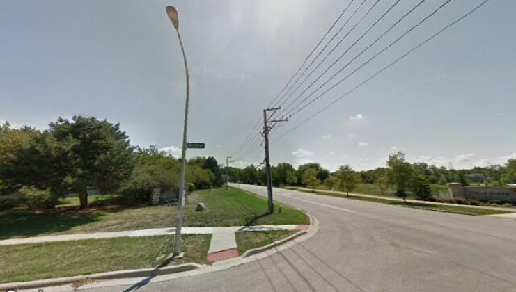 301 n airlite st unit b, elgin, il 60123