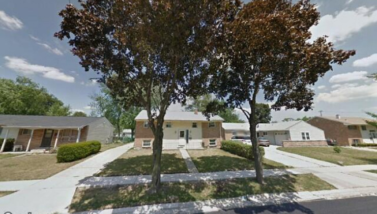 130 cambridge ln, glendale heights, il 60139