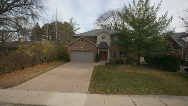 933 rolling pass, glenview, il 60025