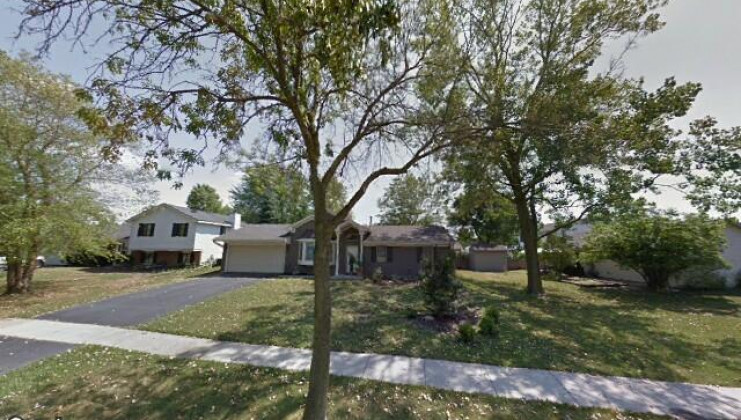 1395 spinnaker ln, hanover park, il 60133