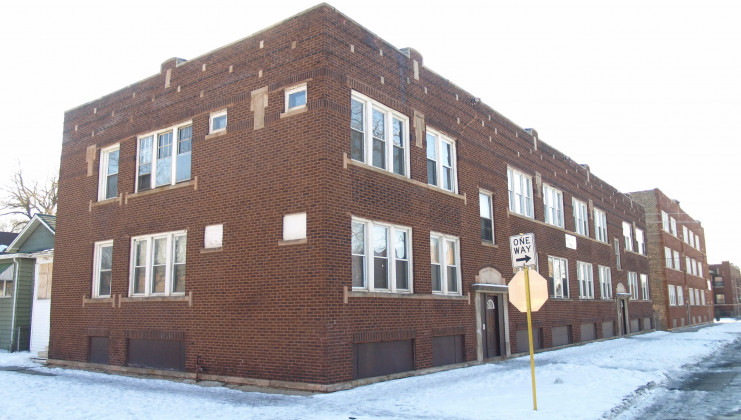 701 w 80th st, chicago, il 60620