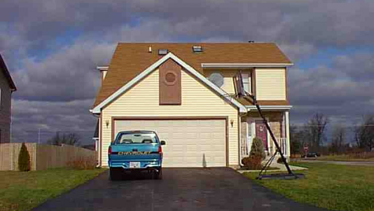 3104 vickie lane, north chicago, il 60064