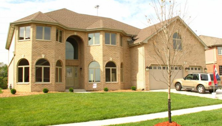 18652 laramie rd, country club hills, il 60478