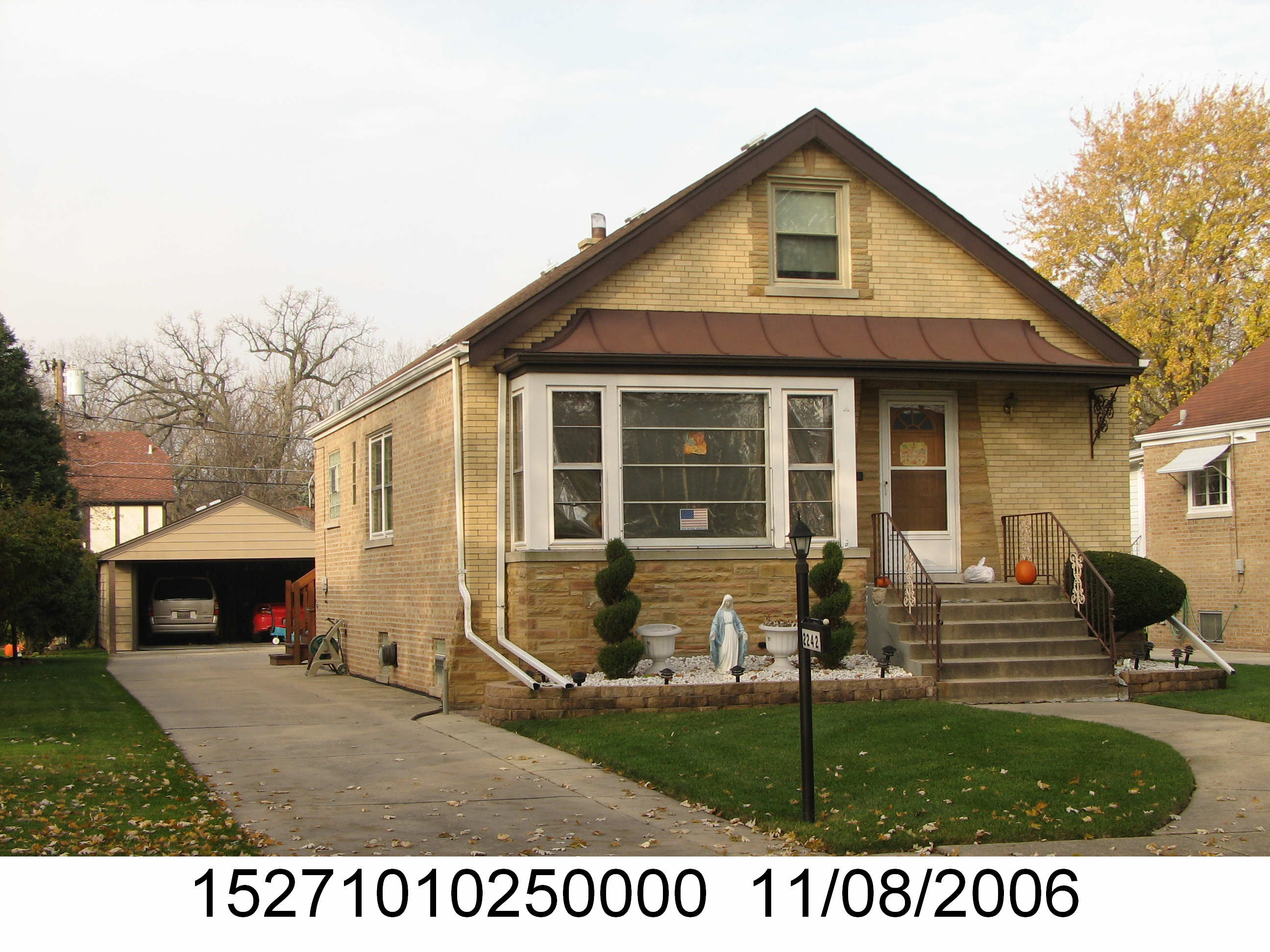 2242 S 18TH AVE, NORTH RIVERSIDE, IL 60546 Single family
