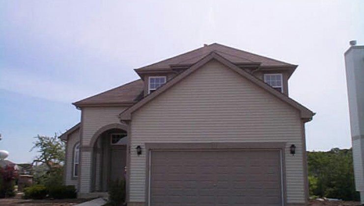 373 wagonwood rd, round lake, il 60073