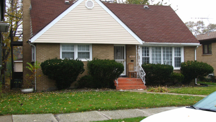 14610 lexington ave, harvey, il 60426