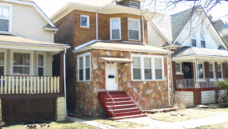 911 n lawler ave, chicago, il 60651