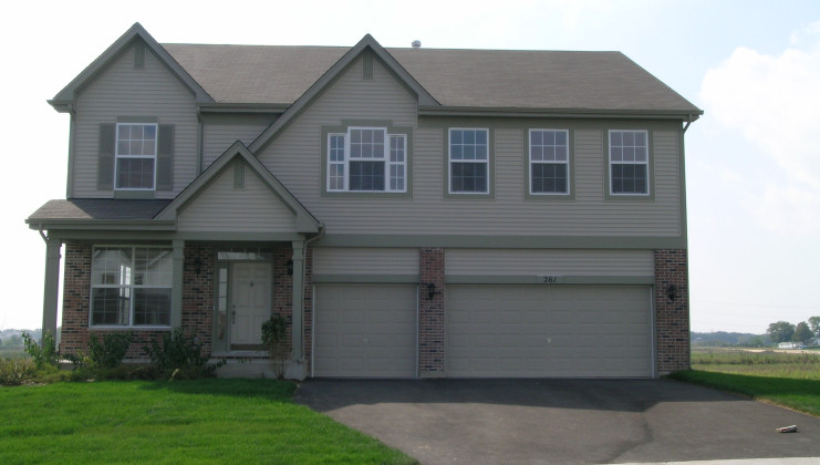261 w caldwell dr, round lake, il 60073