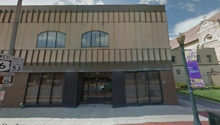 103 n ottawa st, joliet, il 60432