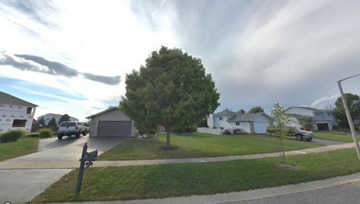 807 cougar ln, oswego, il 60543