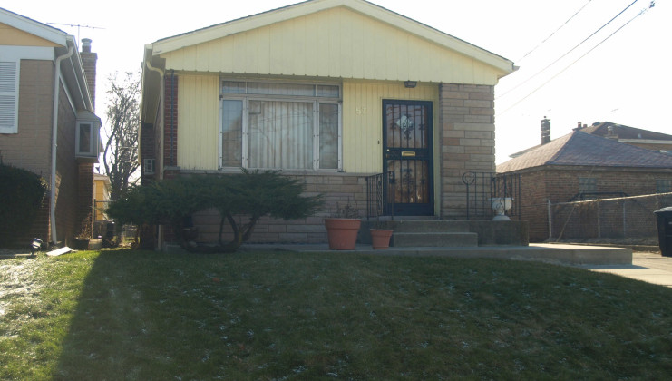 57 e 92nd st, chicago, il 60619