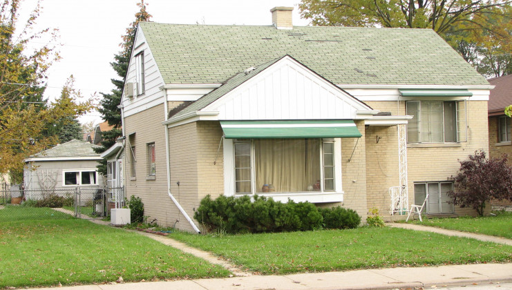 8932 monroe ave, brookfield, il 60513