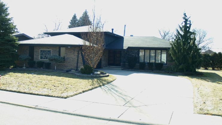 15226 ingleside ave, south holland, il 60473