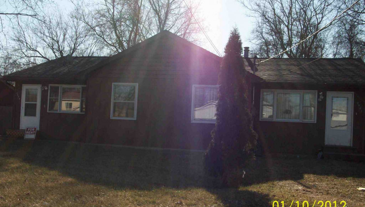 3005-3007 w 30th st, zion, il 60099