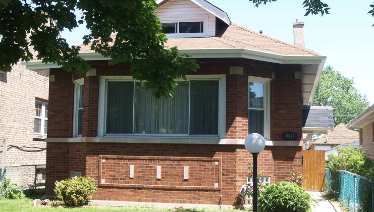 10541 s normal ave, chicago, il 60628