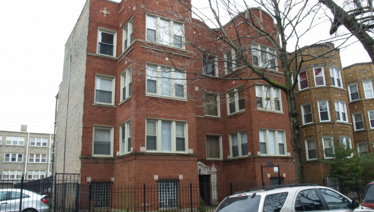 6725 s clyde ave unit 1, chicago, il 60649