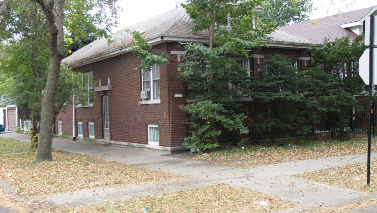 6201 s francisco ave, chicago, il 60629
