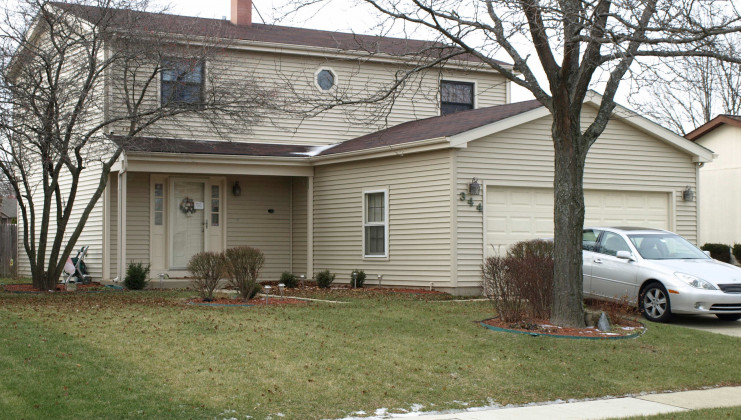 344 somerset dr, streamwood, il 60107