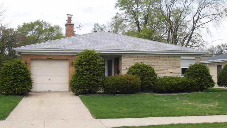 5022 fargo ave, skokie, il 60077