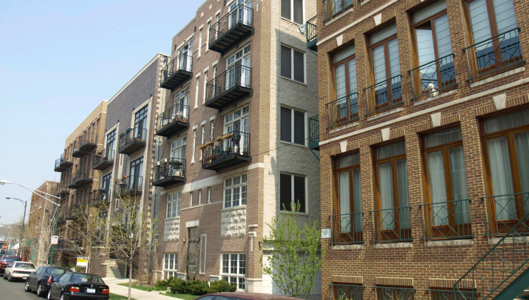 1875 n winnebago ave #4, chicago, il 60647