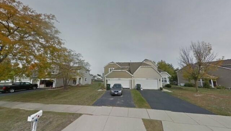 1512 exeter ln, south elgin, il 60177
