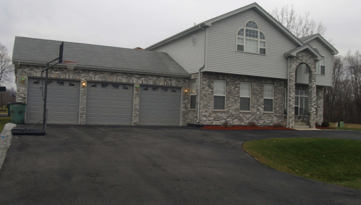 16646 central park ave, markham, il 60428