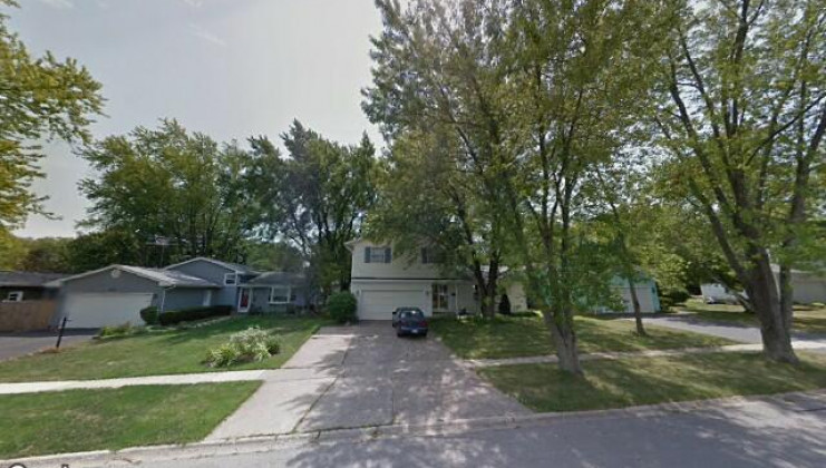 615 krenz ave, cary, il 60013