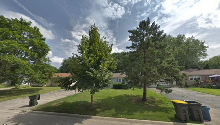 228 howard ave, east dundee, il 60118