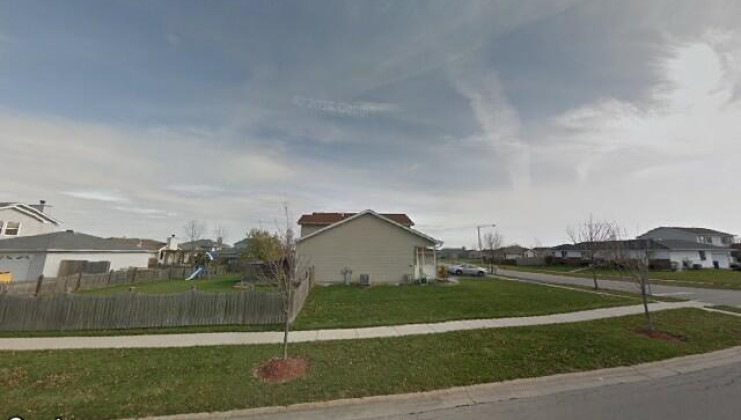 6907 riley dr, joliet, il 60431