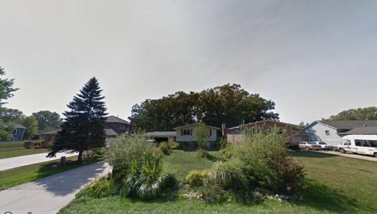 415 n dale ave, mchenry, il 60050